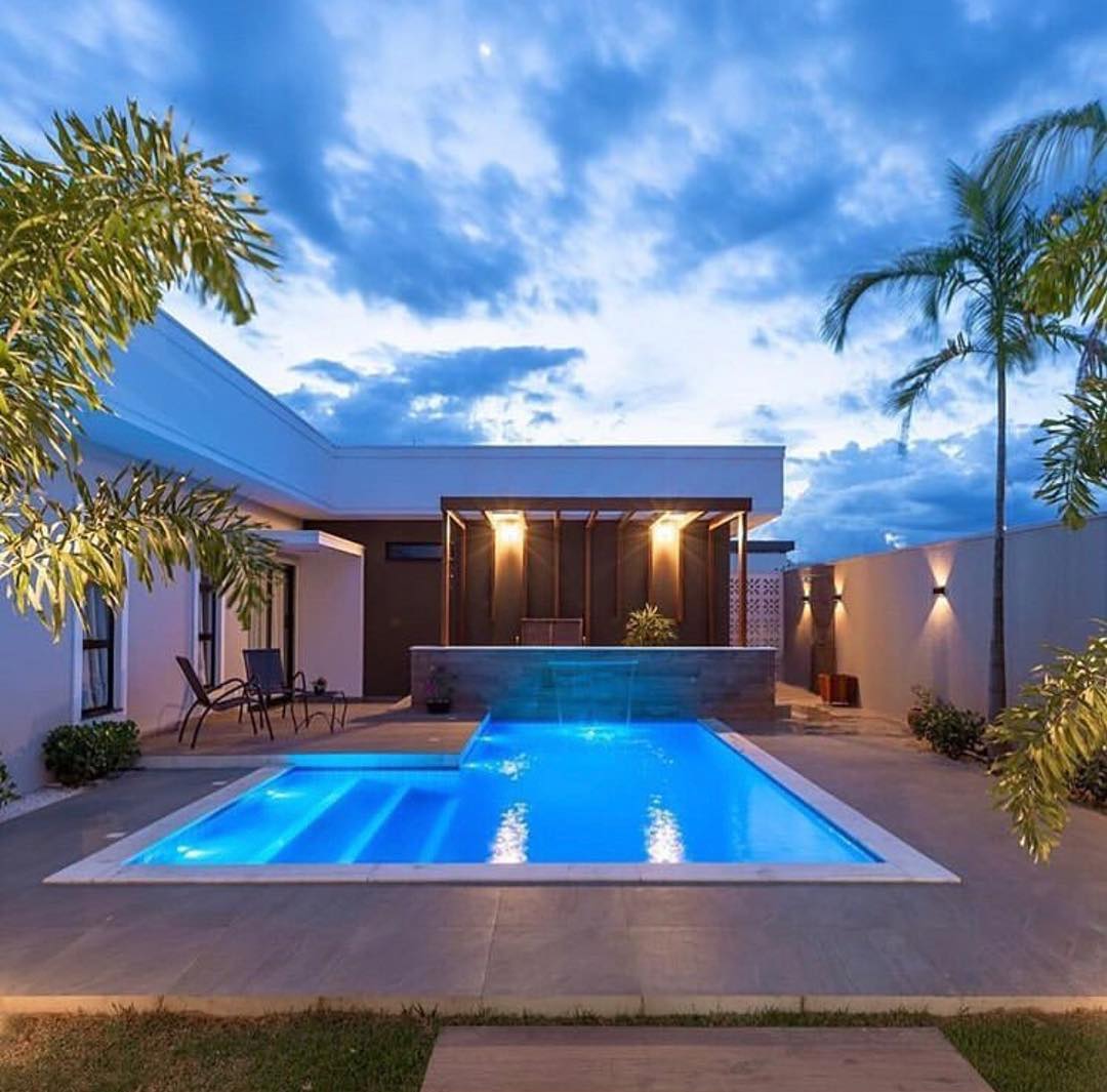 Pool Construction Hollywood